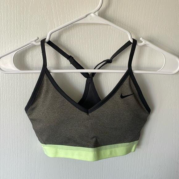 Nike Sports Bra - Picture 1 of 2